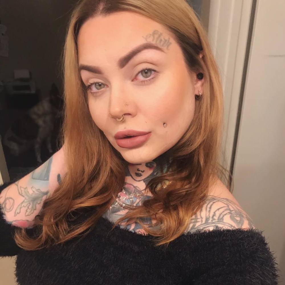 Meet your Posher, Rebecca